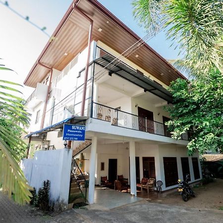Suwani Pinnawala Homestay Kültér fotó