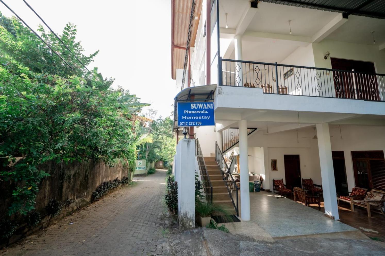 Suwani Pinnawala Homestay Kültér fotó