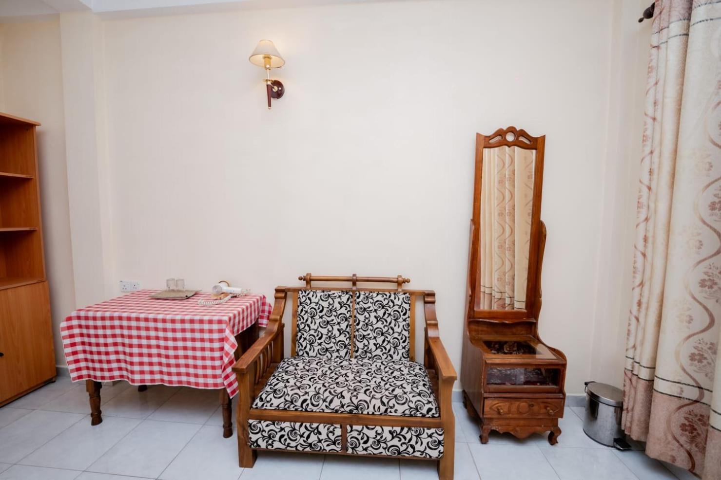Suwani Pinnawala Homestay Kültér fotó