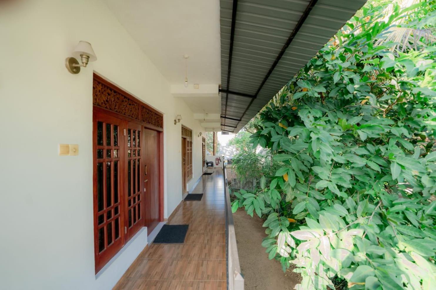 Suwani Pinnawala Homestay Kültér fotó