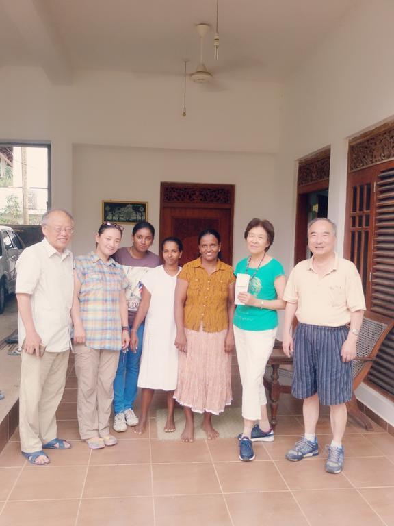 Suwani Pinnawala Homestay Kültér fotó